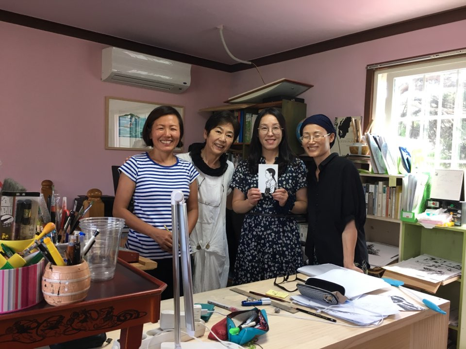 20190823 김금숙 작가 미팅. 왼쪽부터 김금숙,쓰즈키 스미에, 이령경, 강제숙(쓰즈키 스미에 제공)