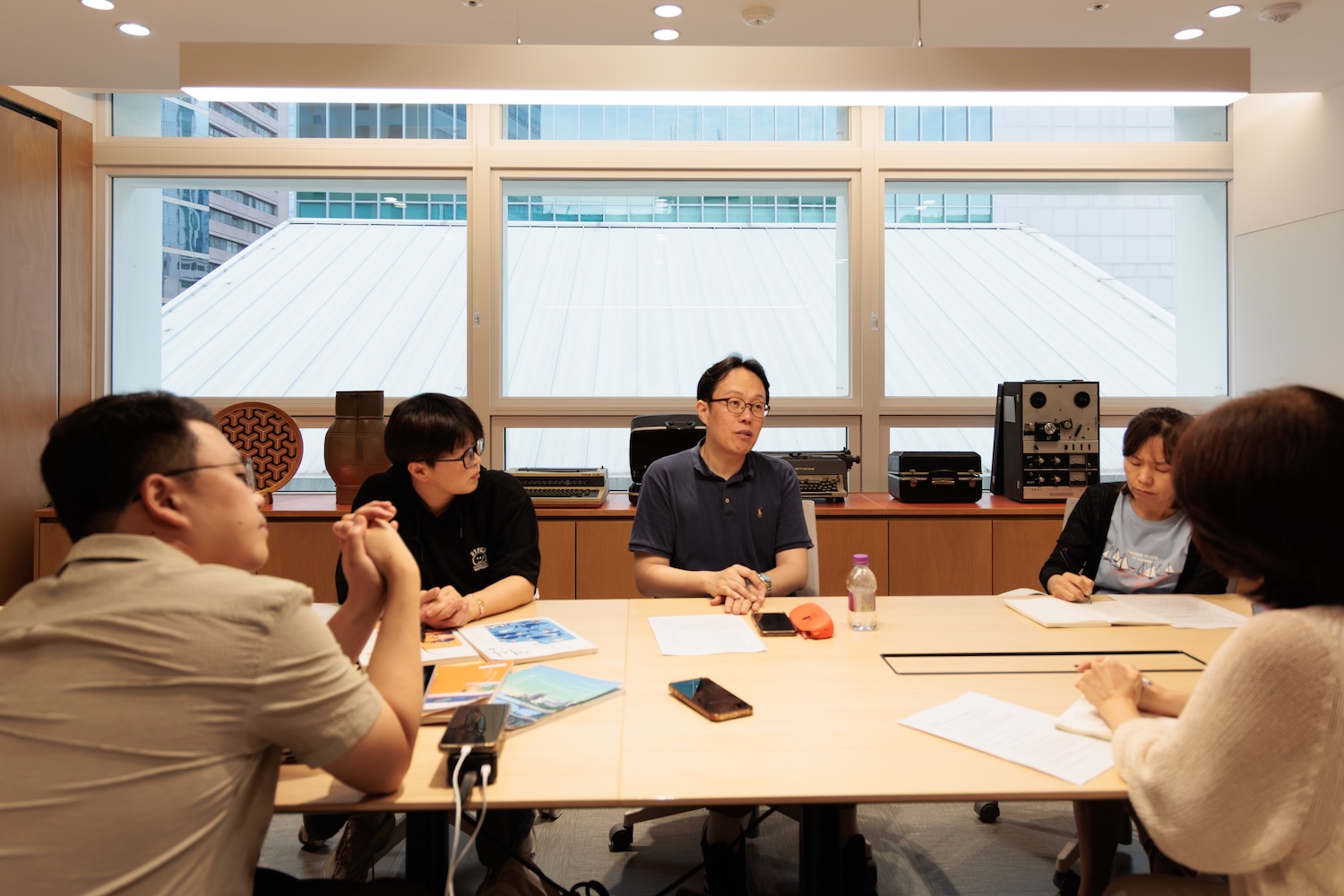 [사진 1] 웹진 <결> 초·중·고 역사교사 좌담은 2025년 7월 31일 명동 한국 YWCA 회관에서 이루어졌다. 