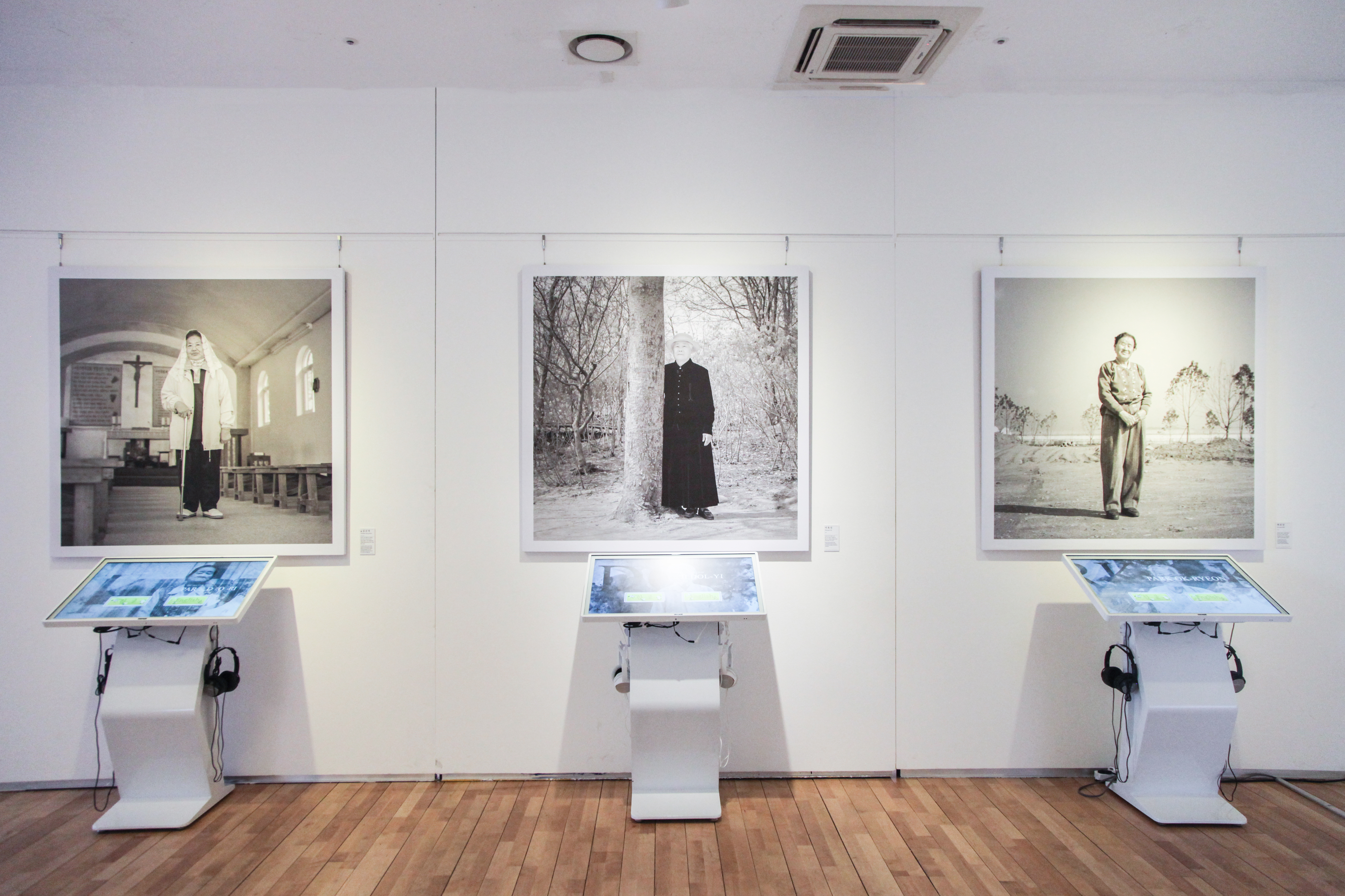 <할머니의 내일 展> 전시 사진 2
