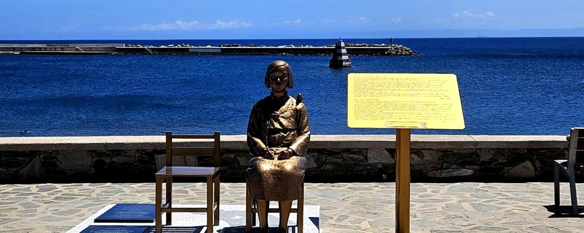 The Statue of Peace Arrives in Stintino, Italy, Carrying a Message of Human Rights and Peace